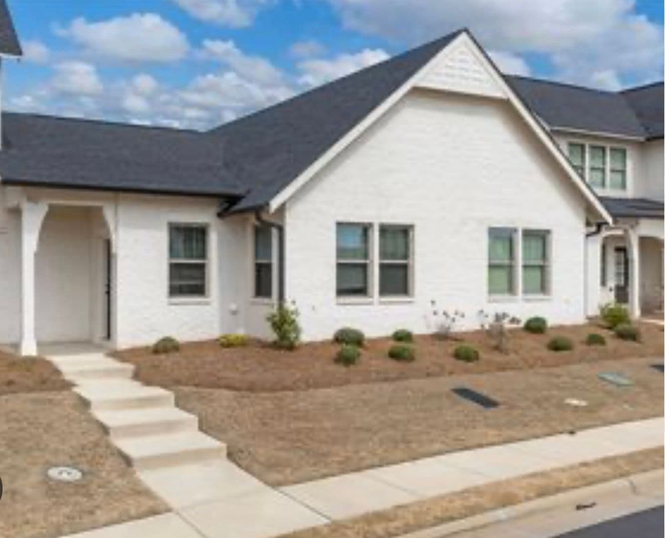 Auburn House: 504 Grey Oak Circle