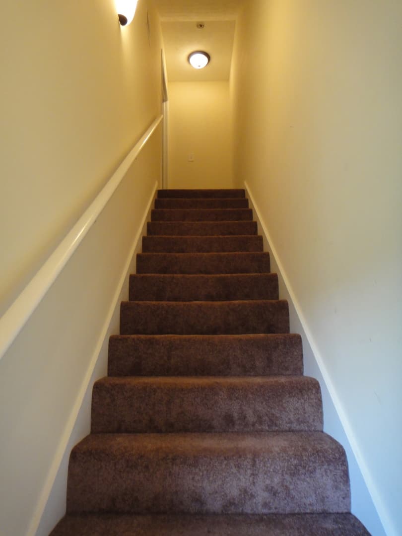 Auburn House: 3260 Millcreek Road 101