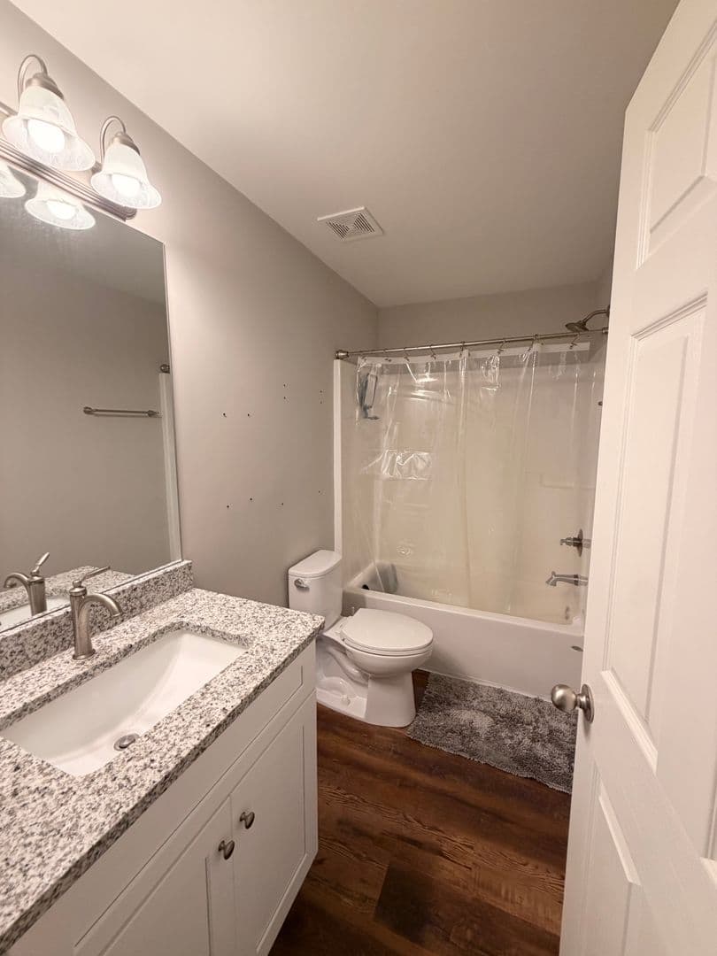 Auburn House: 1571 Saugahatchee Rd