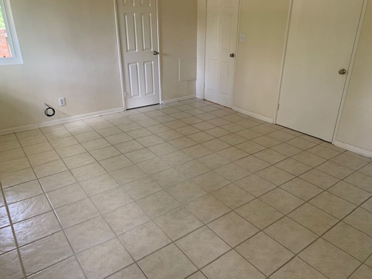 Auburn House: 1209 Loftin Dr