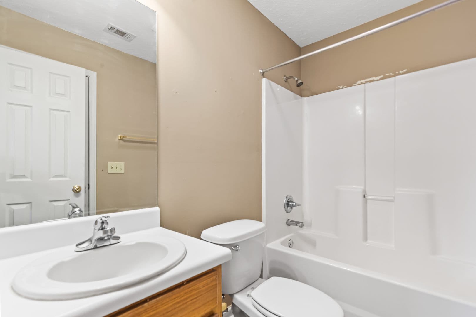 Auburn Apartment: Longleaf Crossing