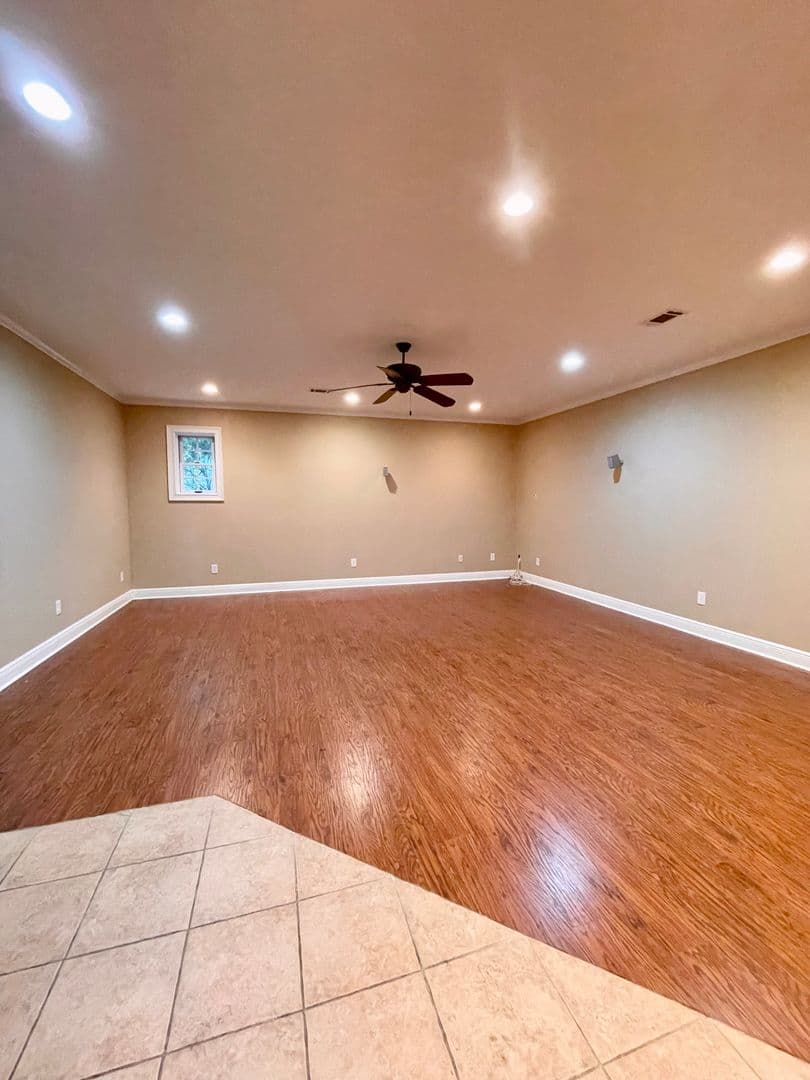 Auburn House: 1350 Teaberry Court