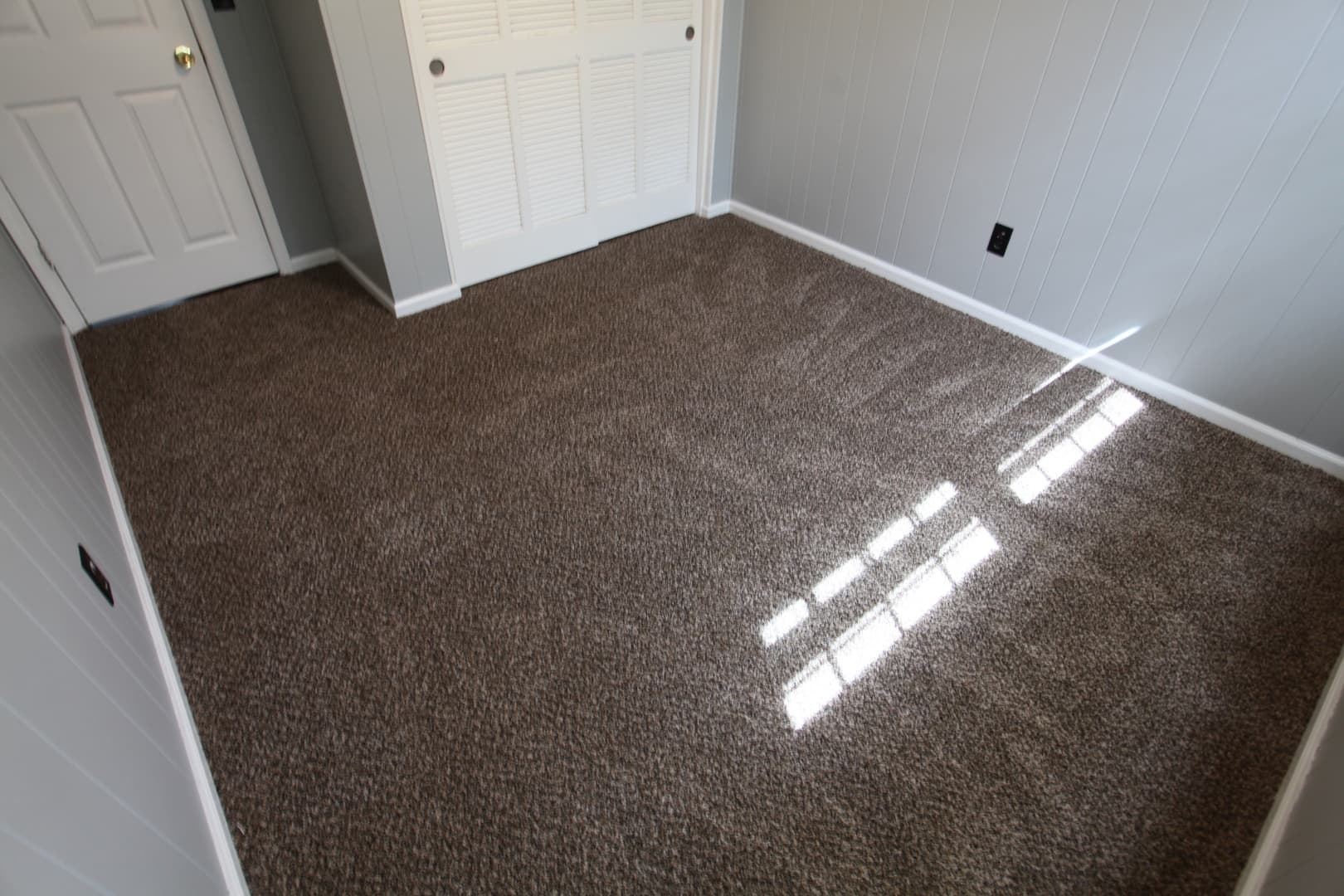 Auburn House: 1001 S Dean Road