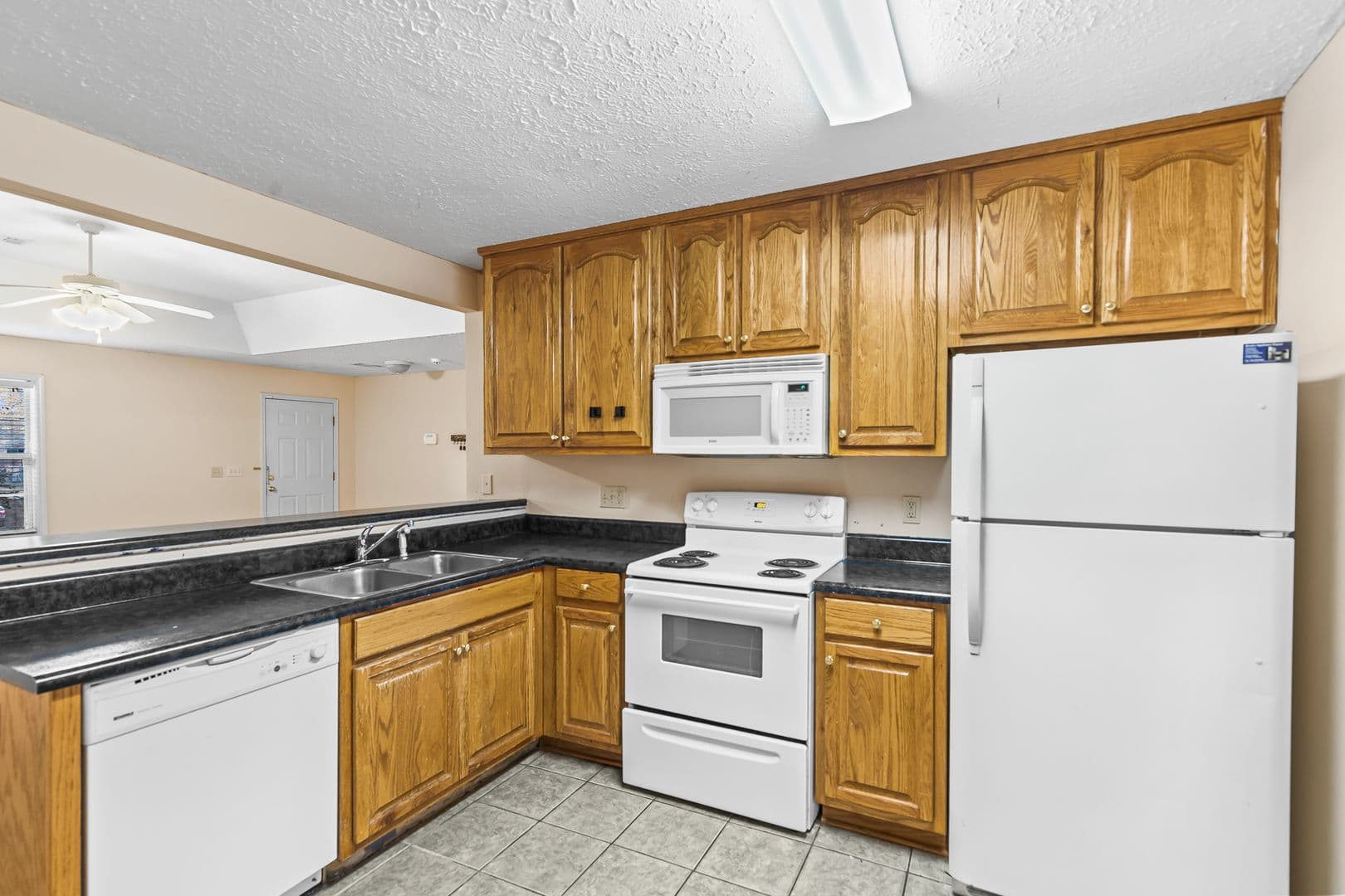 Auburn Apartment: Longleaf Crossing