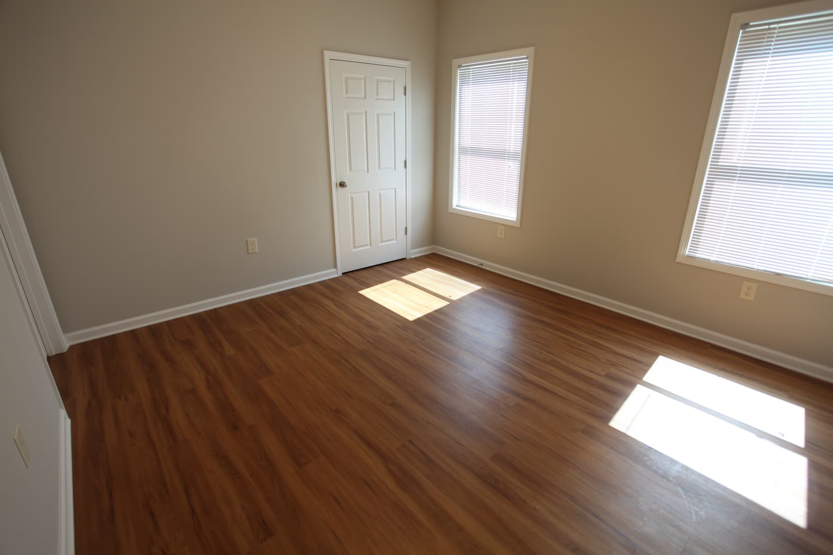 Auburn House: 339 N College Street Unit 3