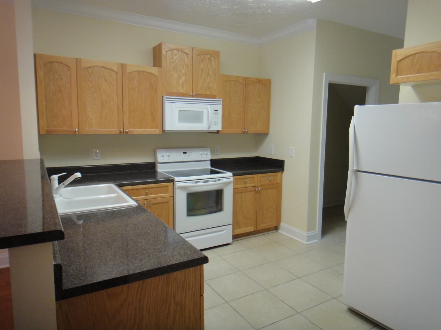 Auburn House: 3260 Millcreek Road 101