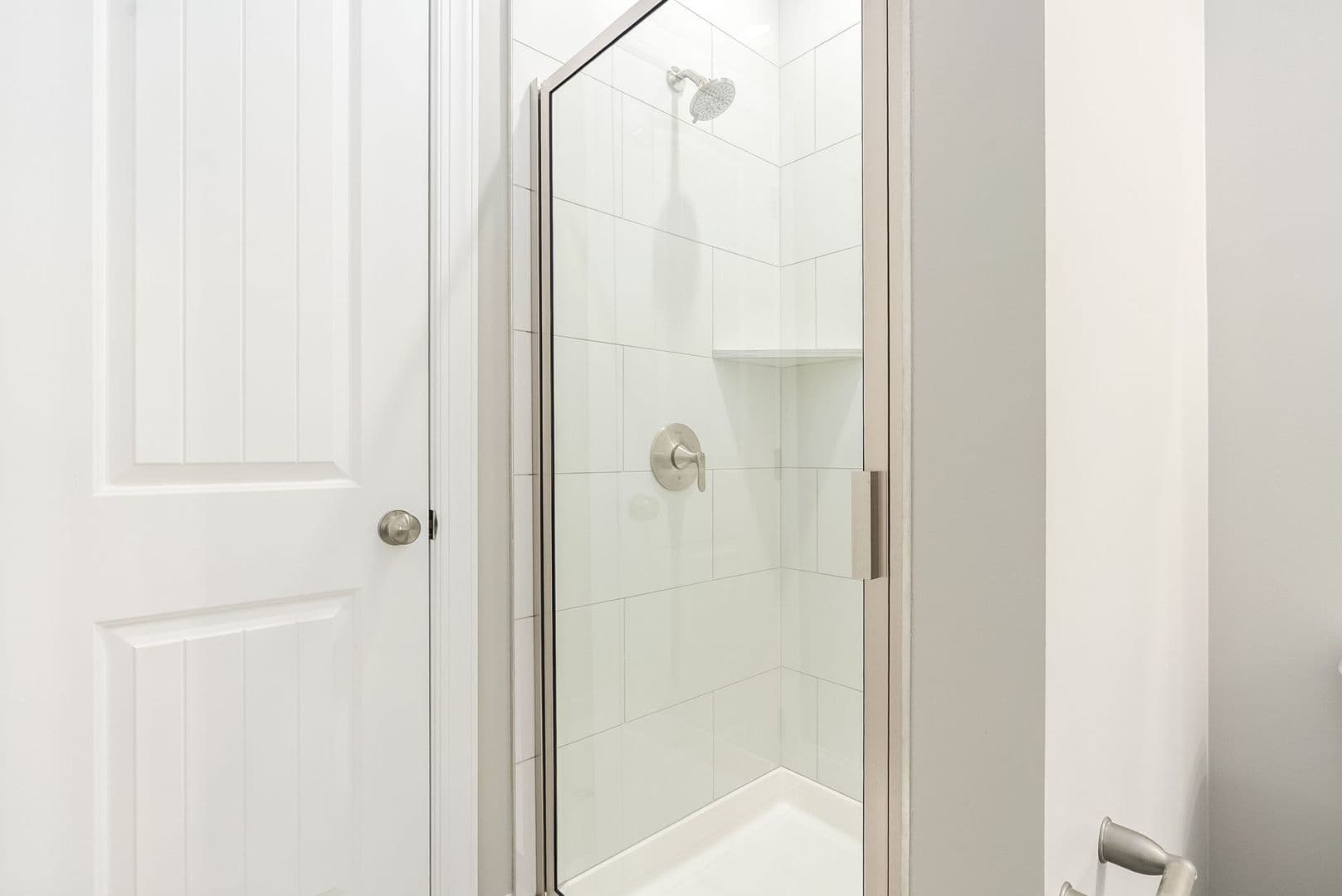 Auburn House: 2038 Downs Way