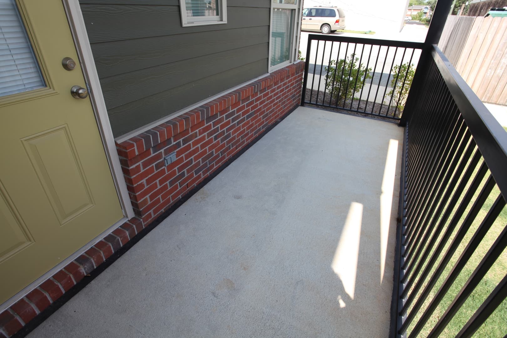Auburn House: 339 N College Street Unit 3