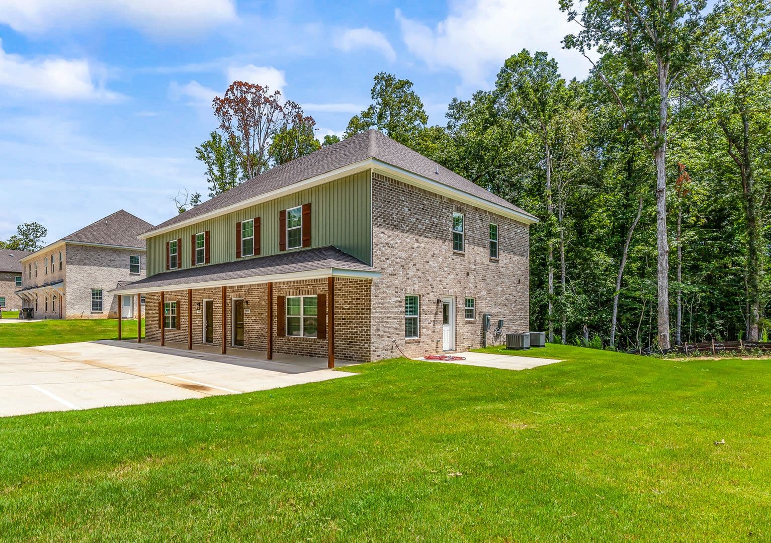 Auburn Apartment: Downs Way