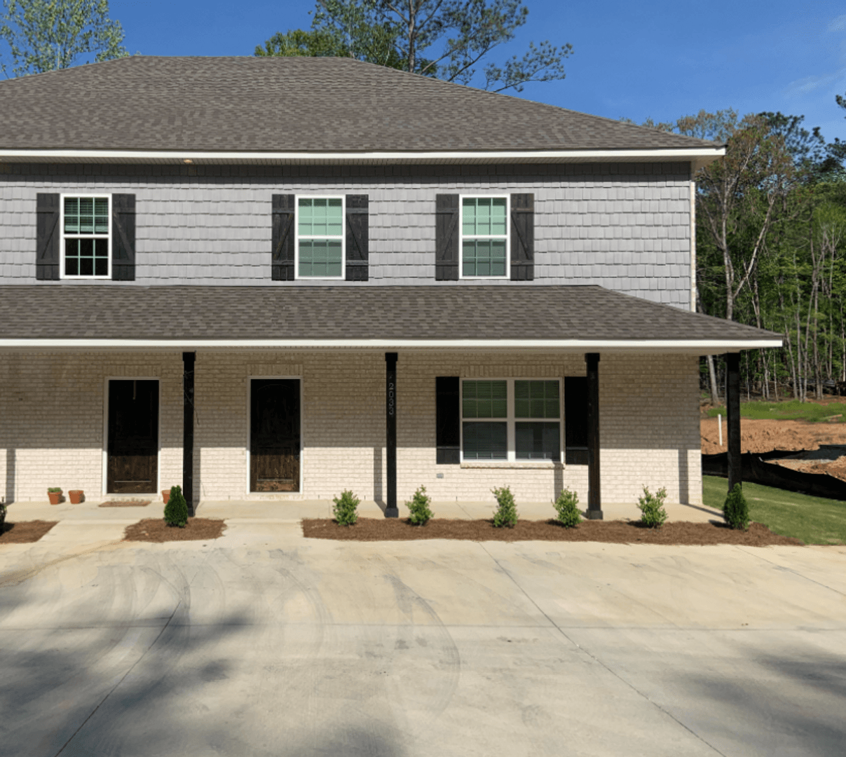 Auburn Apartment: Downs Way