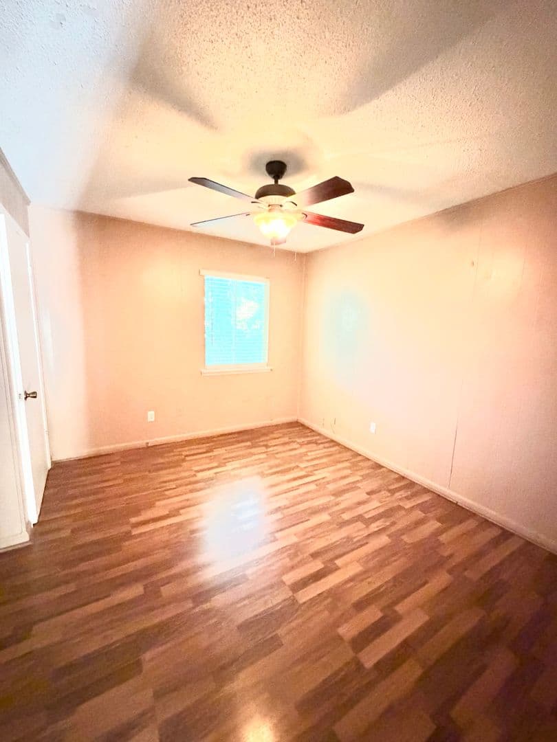 Auburn Apartment: 449 N Ross St