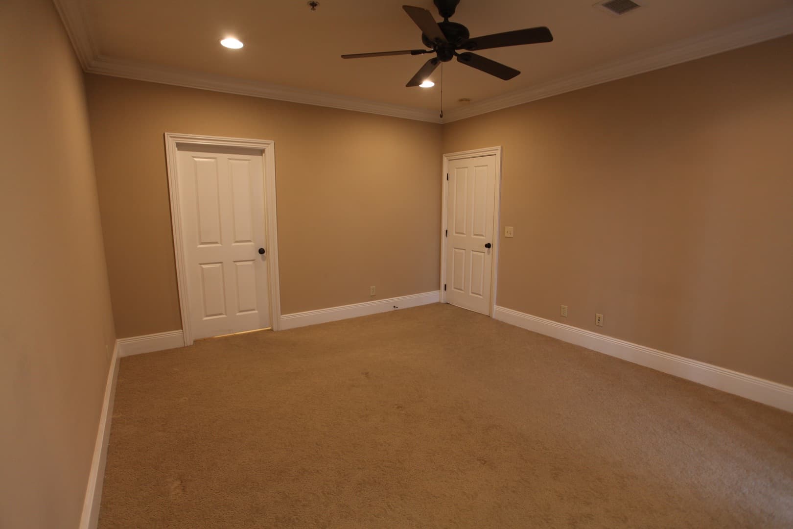 Auburn House: 234 W Magnolia Ave Unit 311
