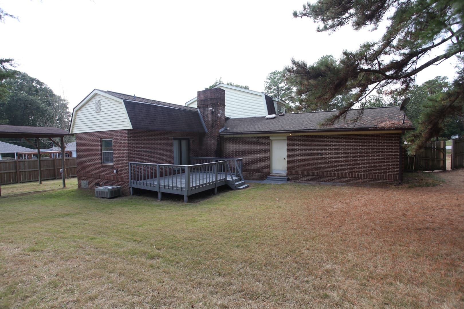 Auburn House: 1001 S Dean Road