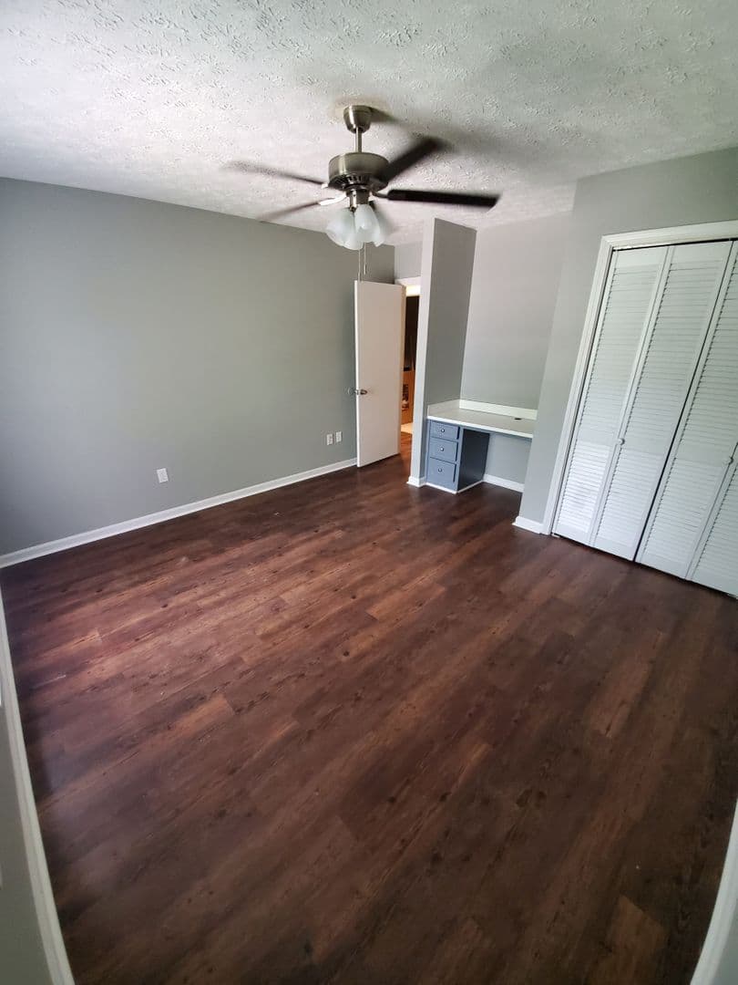 Auburn House: 1313 Hampton Dr