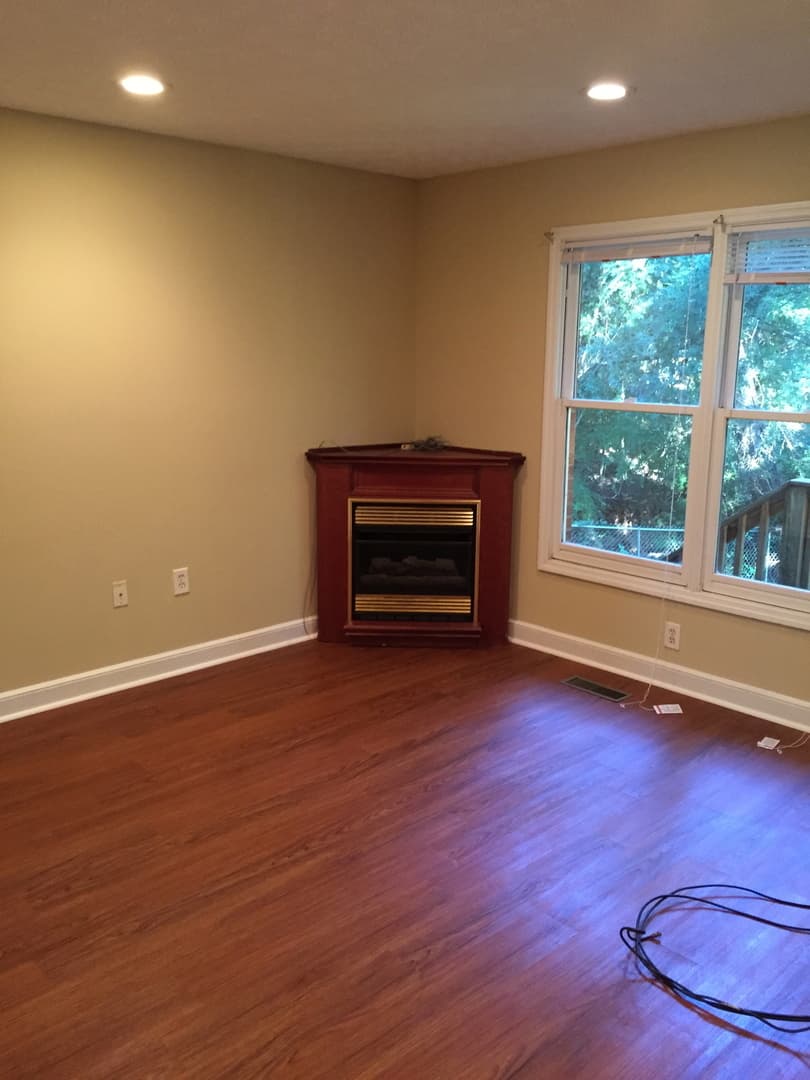 Auburn House: 738 Tanglewood Ave