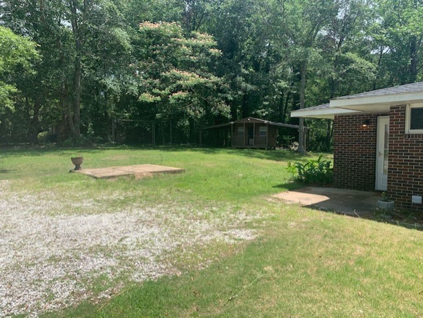 Auburn House: 1209 Loftin Dr