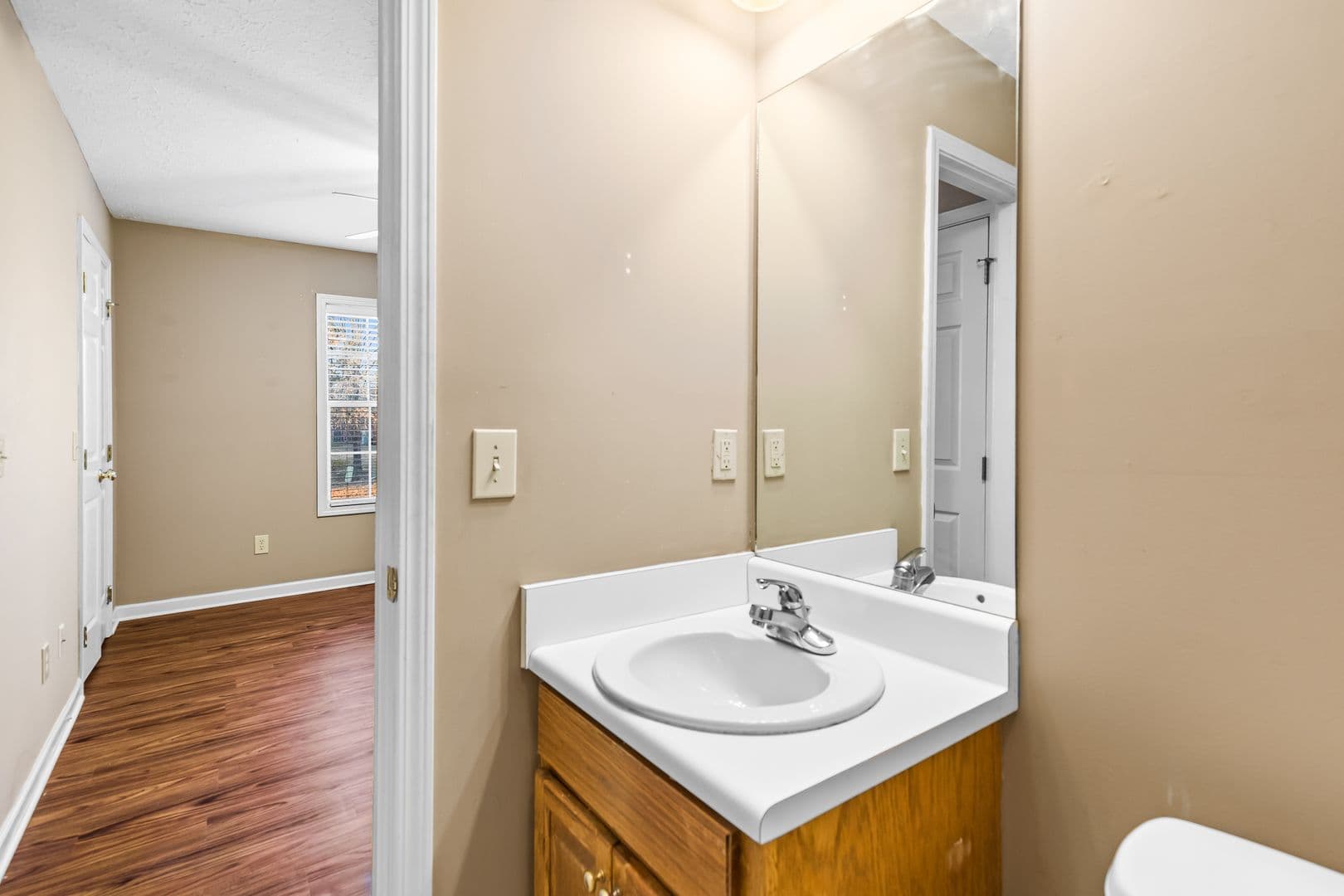 Auburn Apartment: Longleaf Crossing