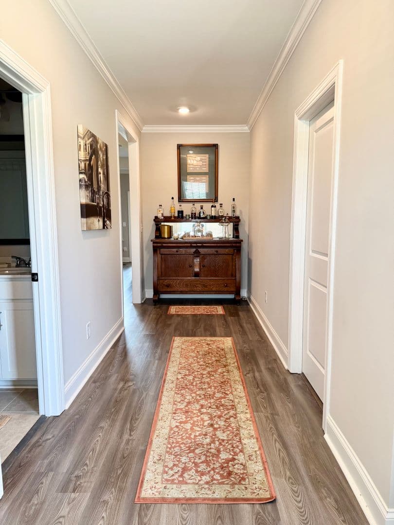 Auburn House: 504 Grey Oak Circle