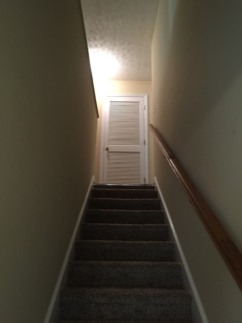 Auburn House: 738 Tanglewood Ave