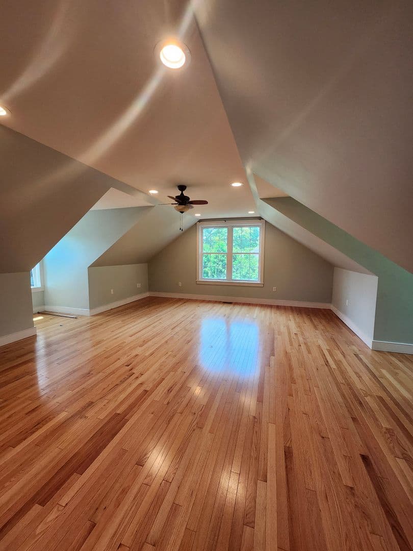 Douglas Apartment: 86 Gilboa Street
