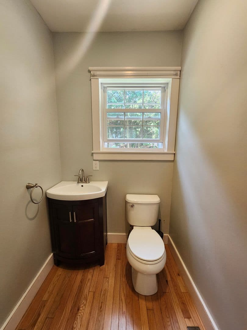 Douglas Apartment: 86 Gilboa Street