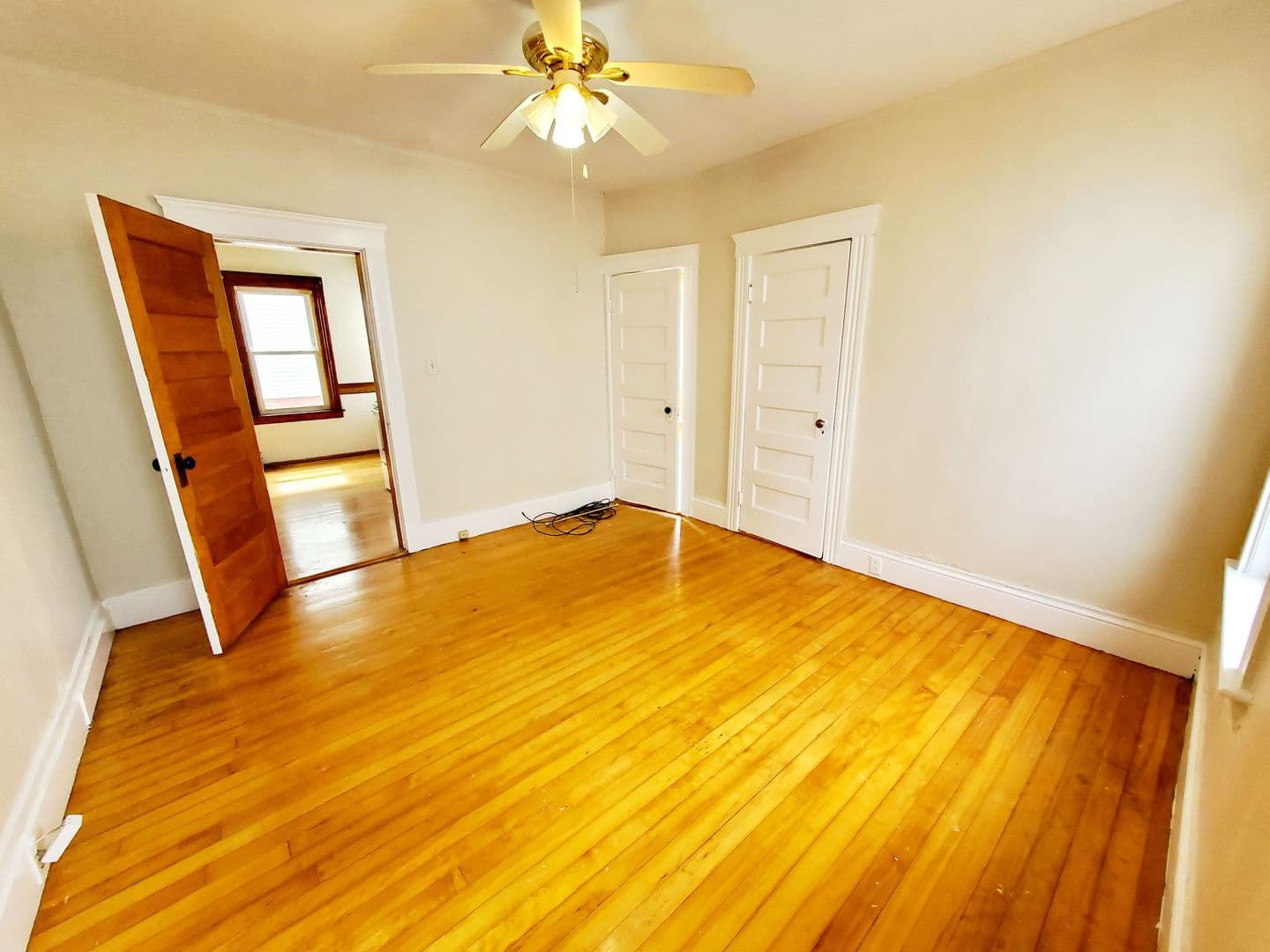 Worcester Apartment: 48 Everard St