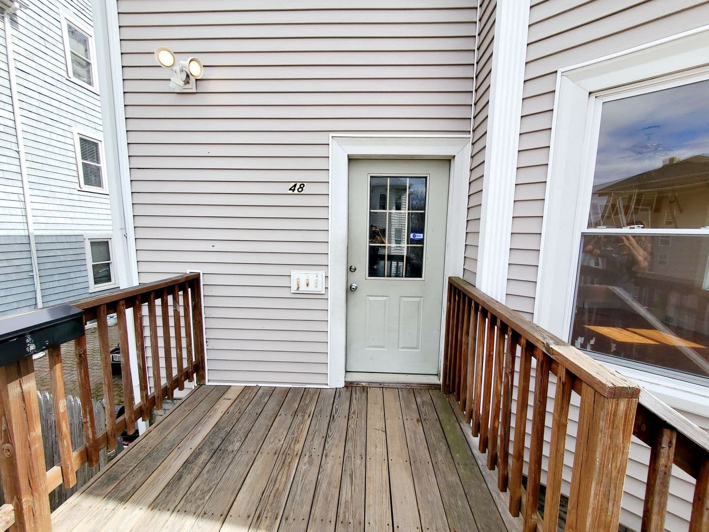 Worcester Apartment: 48 Everard St