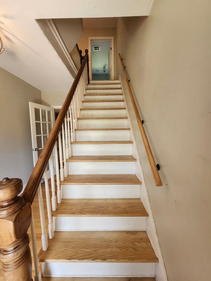 Douglas Apartment: 86 Gilboa Street