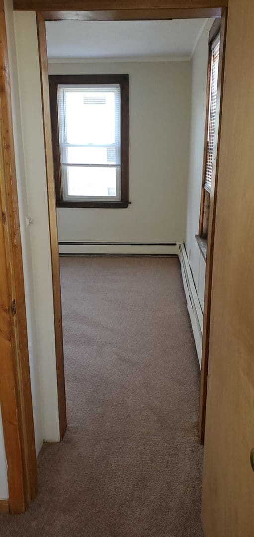 Uxbridge Apartment: 12 Cross St.
