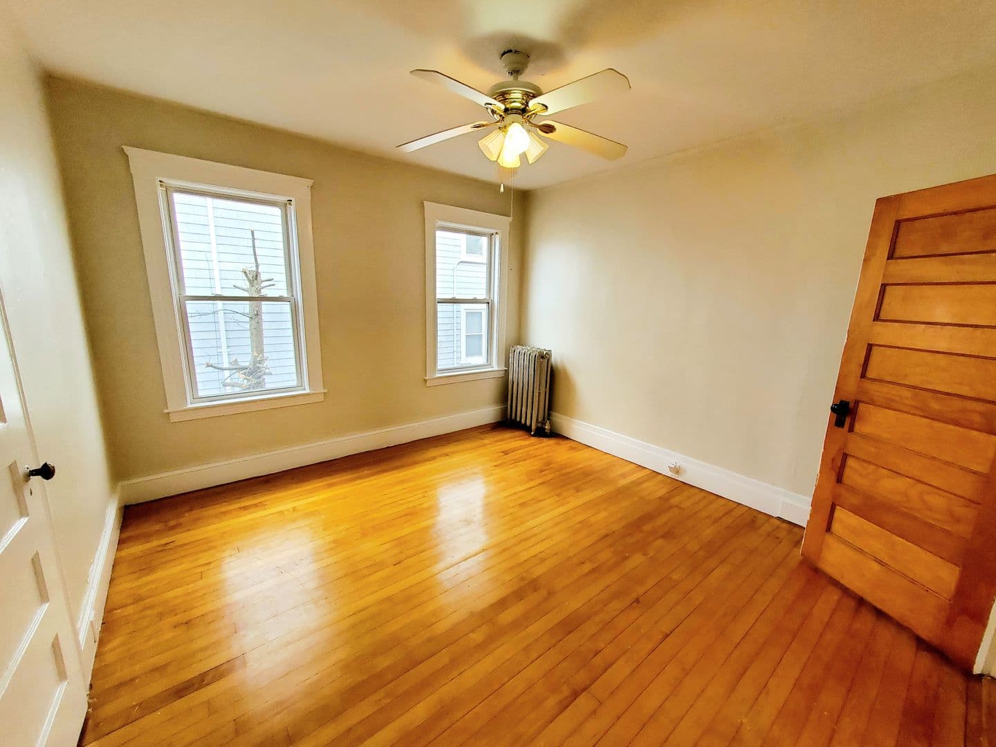Worcester Apartment: 48 Everard St
