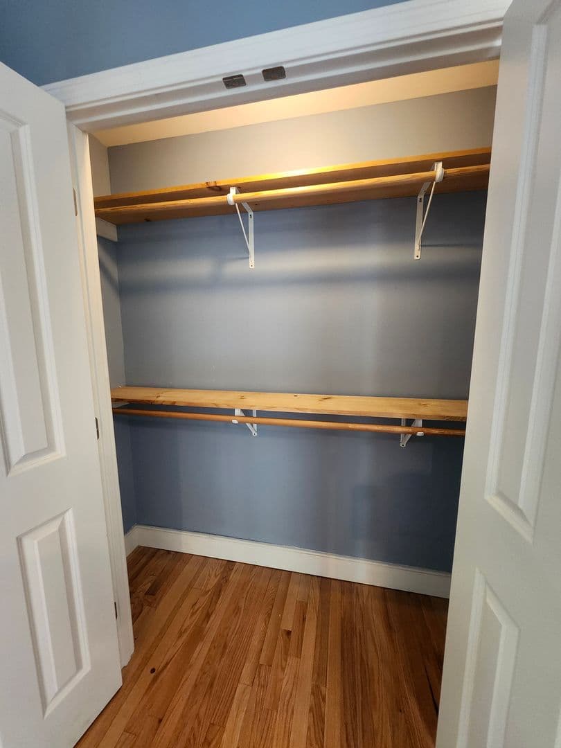 Douglas Apartment: 86 Gilboa Street