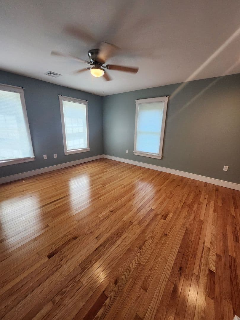 Douglas Apartment: 86 Gilboa Street