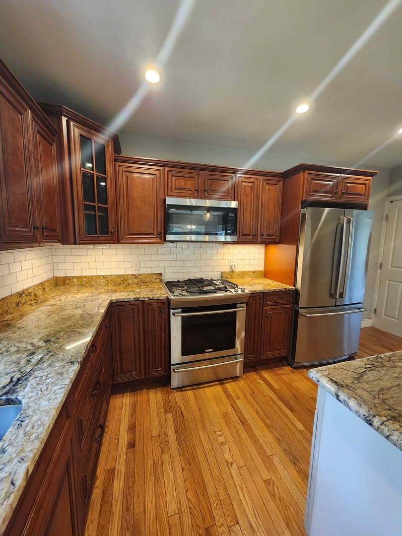 Douglas Apartment: 86 Gilboa Street
