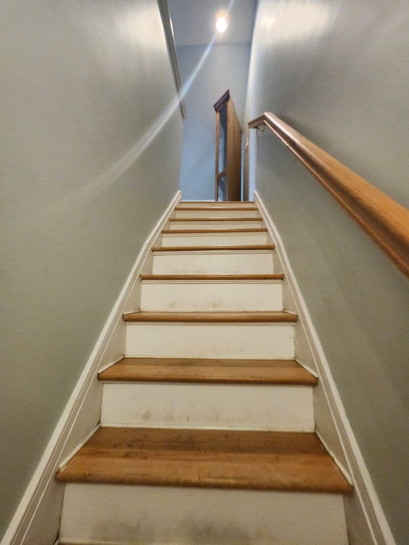 Douglas Apartment: 86 Gilboa Street
