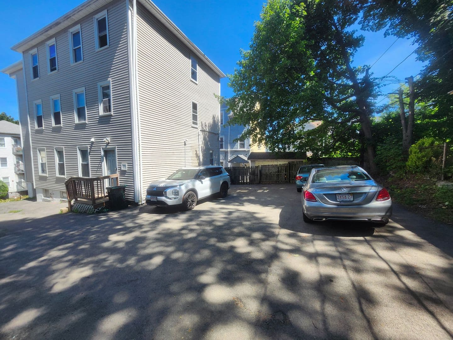 Worcester Apartment: 48 Everard St