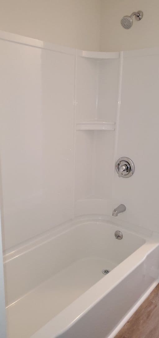 Uxbridge Apartment: 12 Cross St.