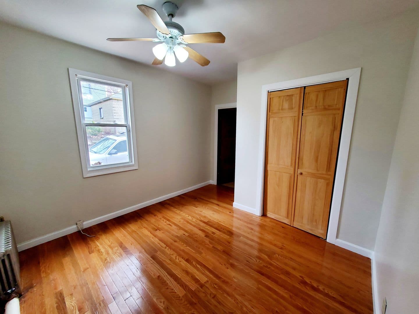 Worcester Apartment: 48 Everard St