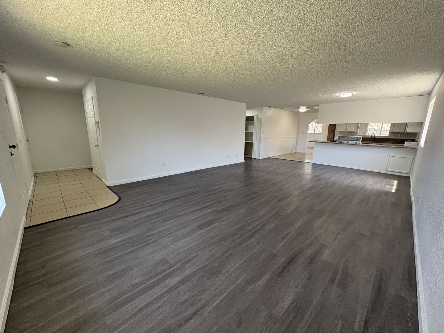 Sacramento House: 6313 Hermosa St