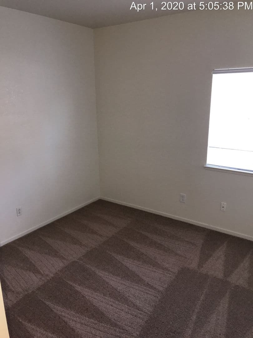 Sacramento House: 10 Maccan Ct