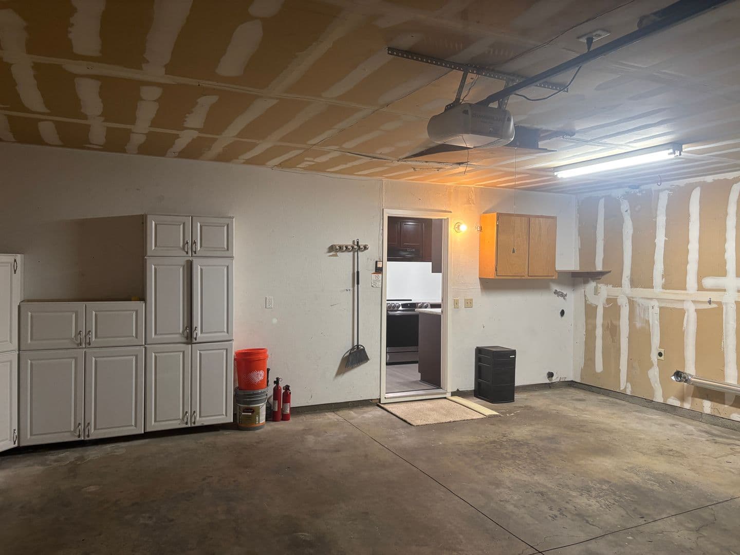 Sacramento House: 7530 Whisperwillow Dr