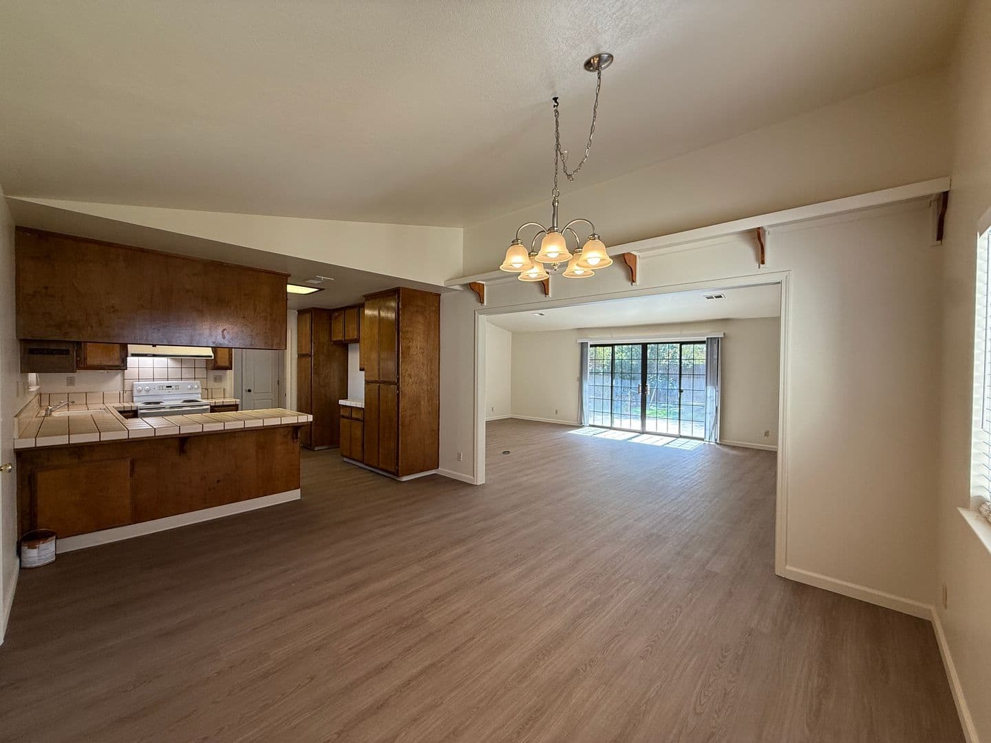 Galt House: 782 Rachel Dr