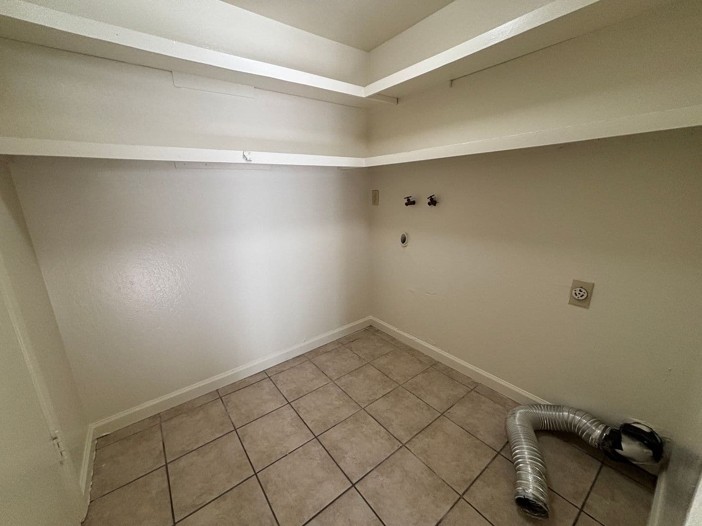 Sacramento House: 4196 Savannah Ln