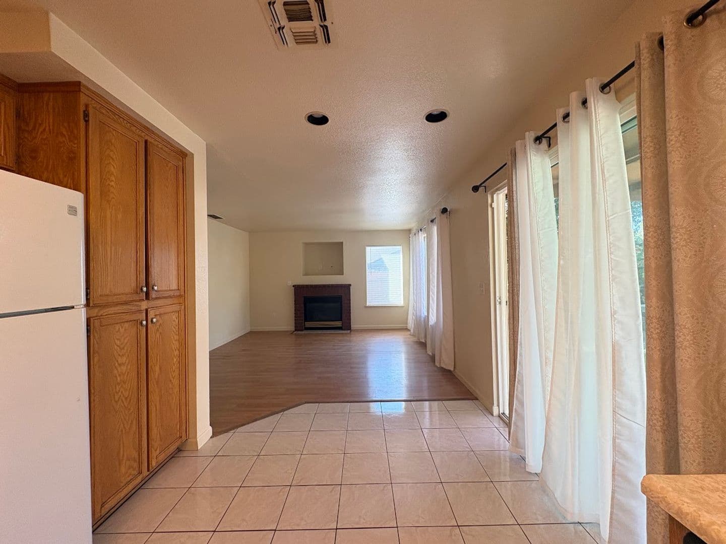 Stockton House: 4003 Ews Woods Blvd