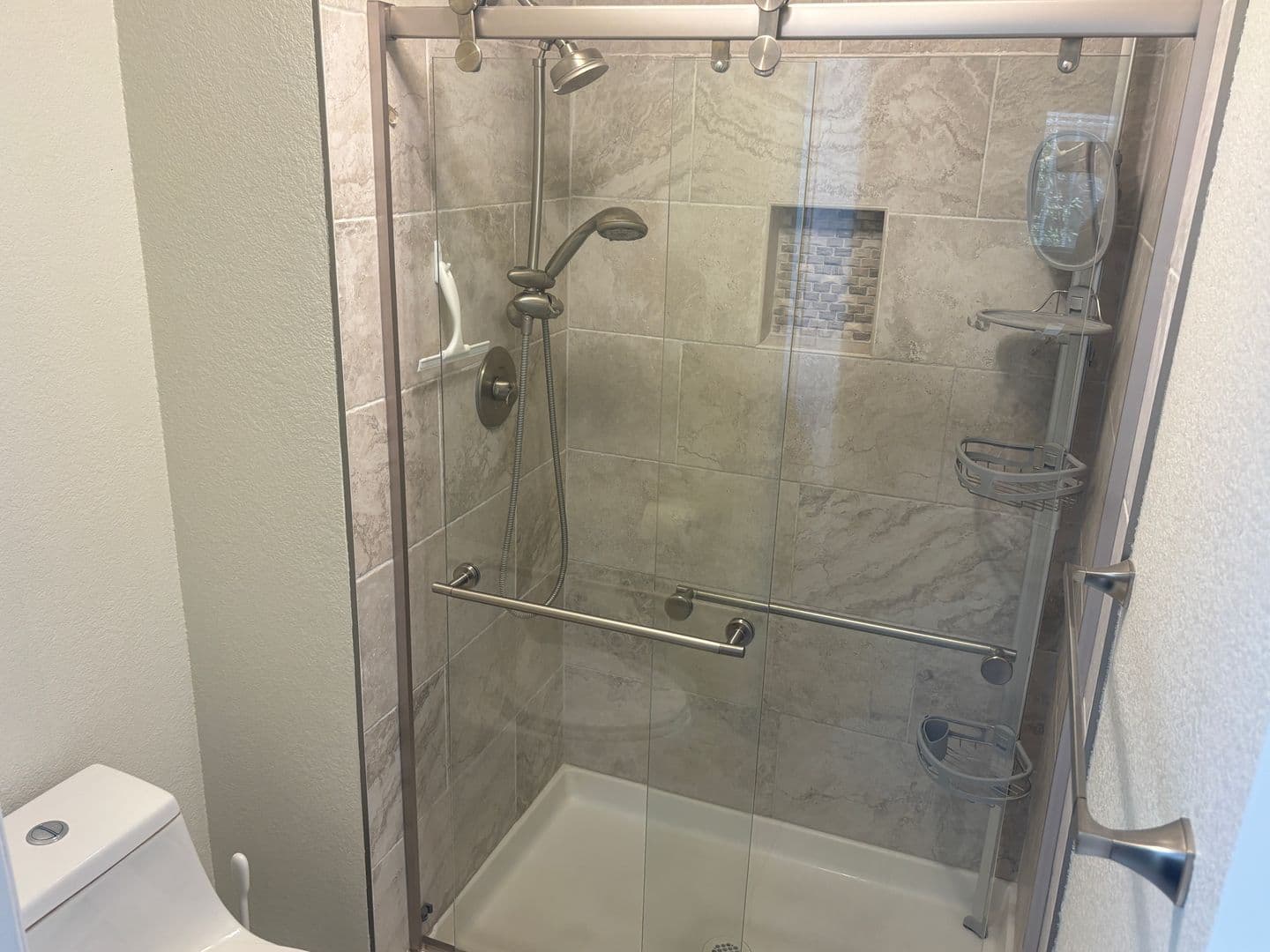 Sacramento House: 7530 Whisperwillow Dr