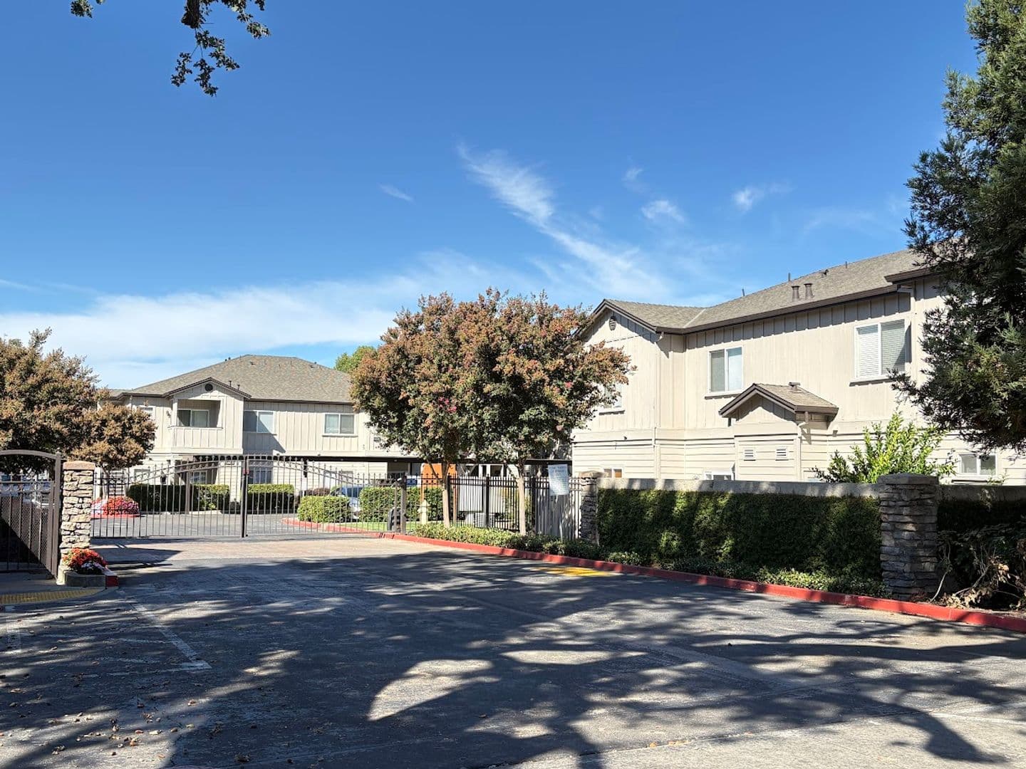 Stockton Condo: 8905 Davis Rd
