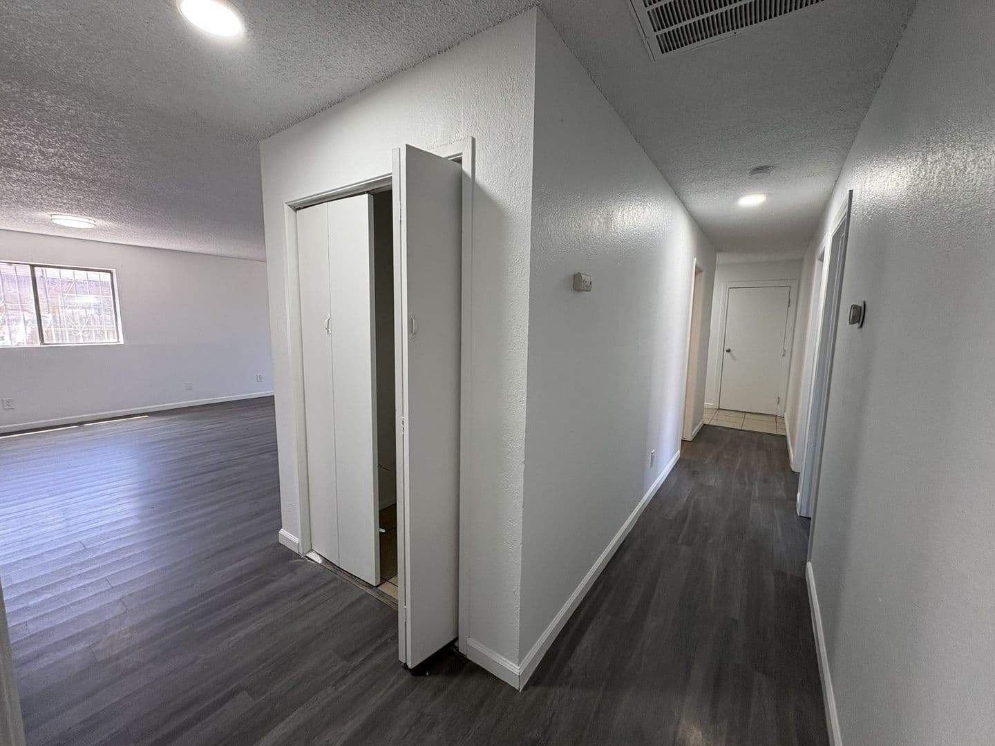 Sacramento House: 6313 Hermosa St