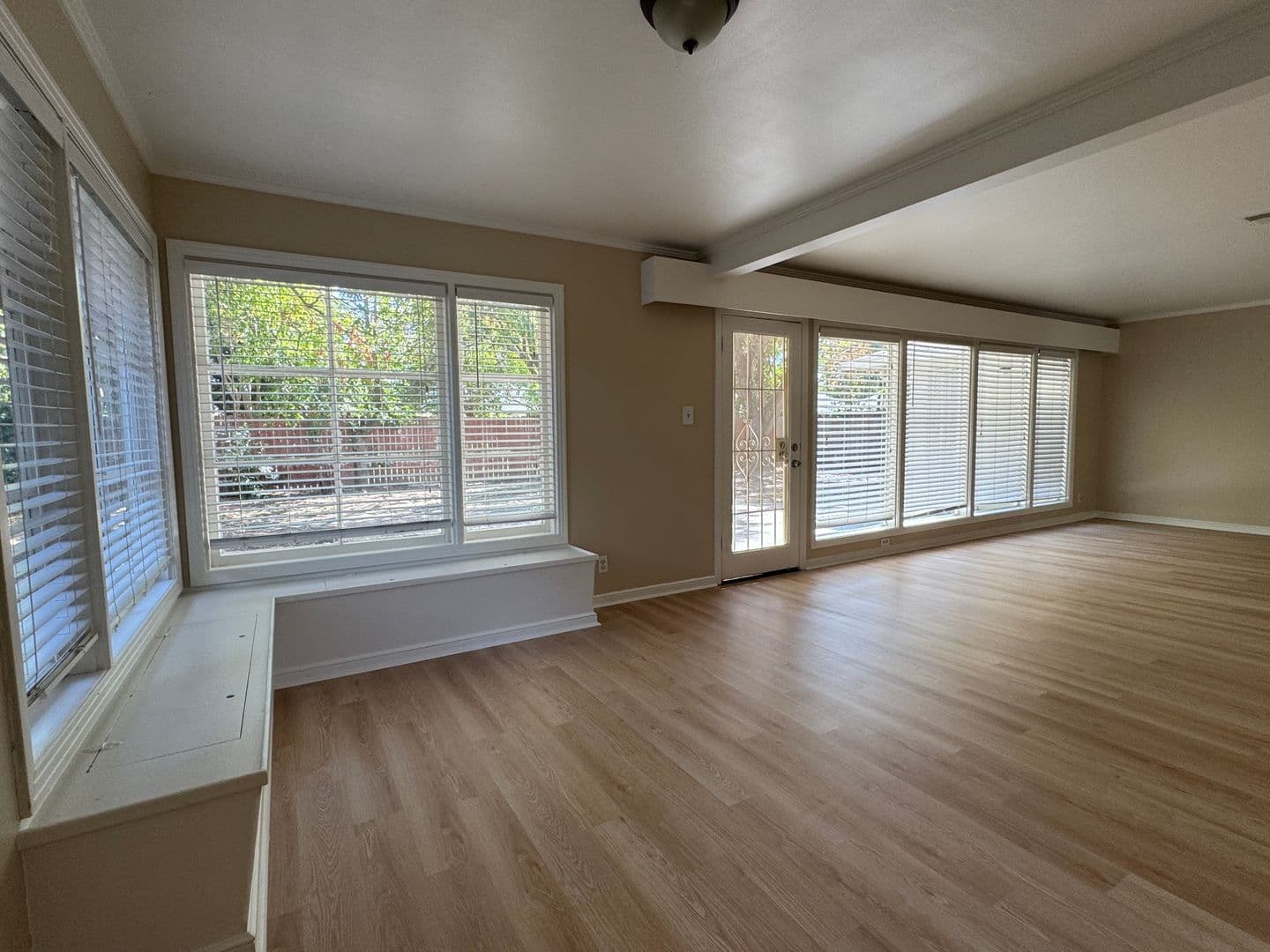 Stockton House: 1220 W Benjamin Holt Dr