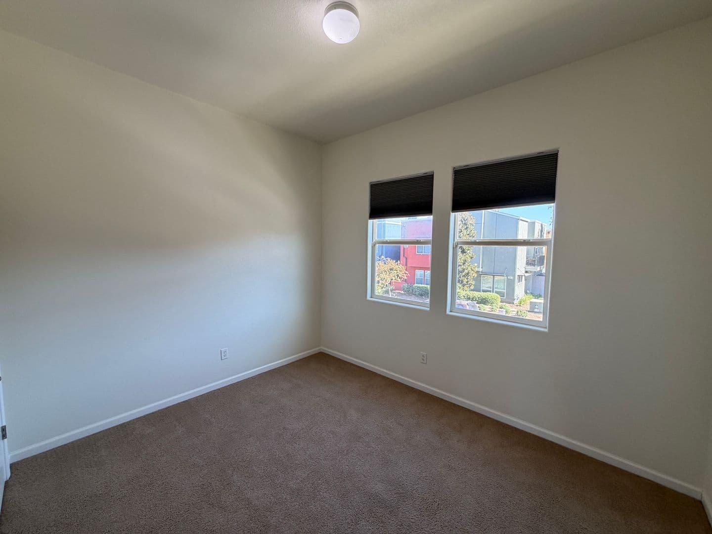 Rancho Cordova Townhome: 10847 Wraysbury Way