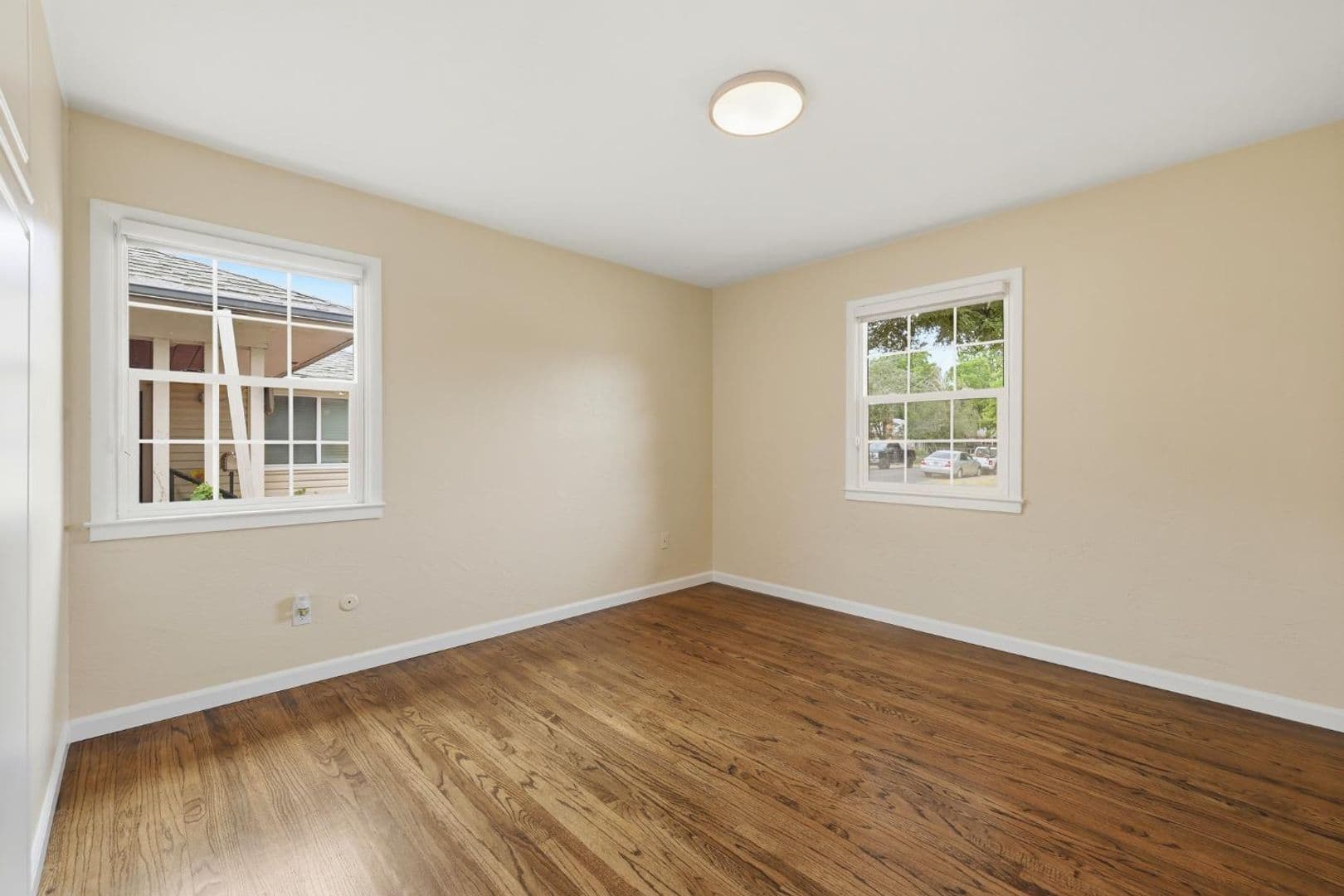 Elk Grove House: 8954 Truman St