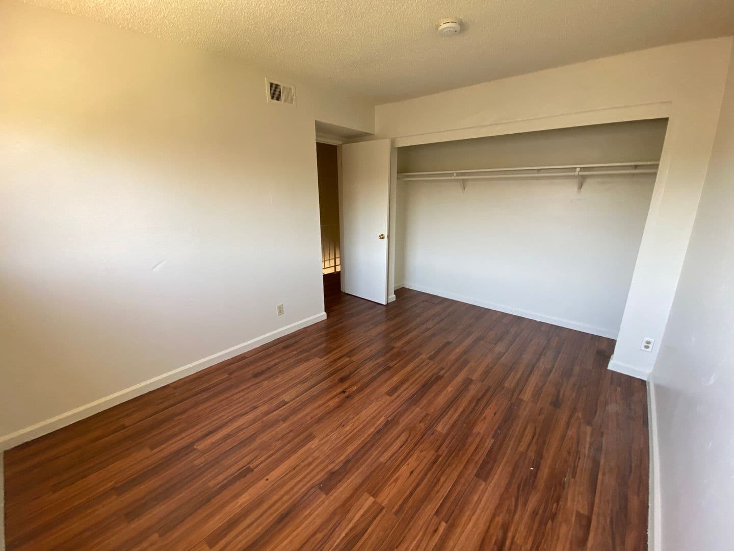 Sacramento Townhome: 5674 Hillsdale Blvd
